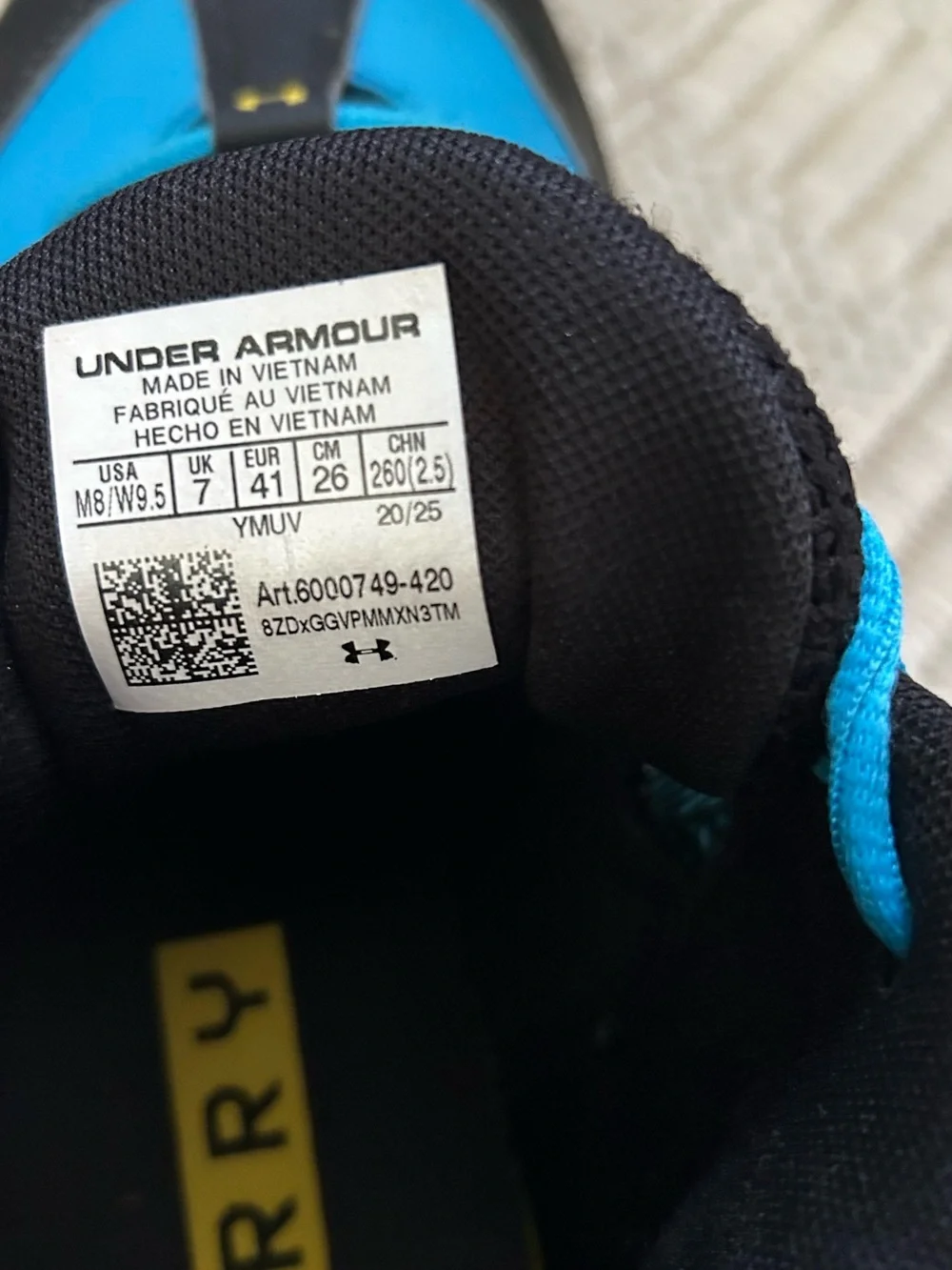 CURRY Under Armour Men's Black Athletic Basketball shoes